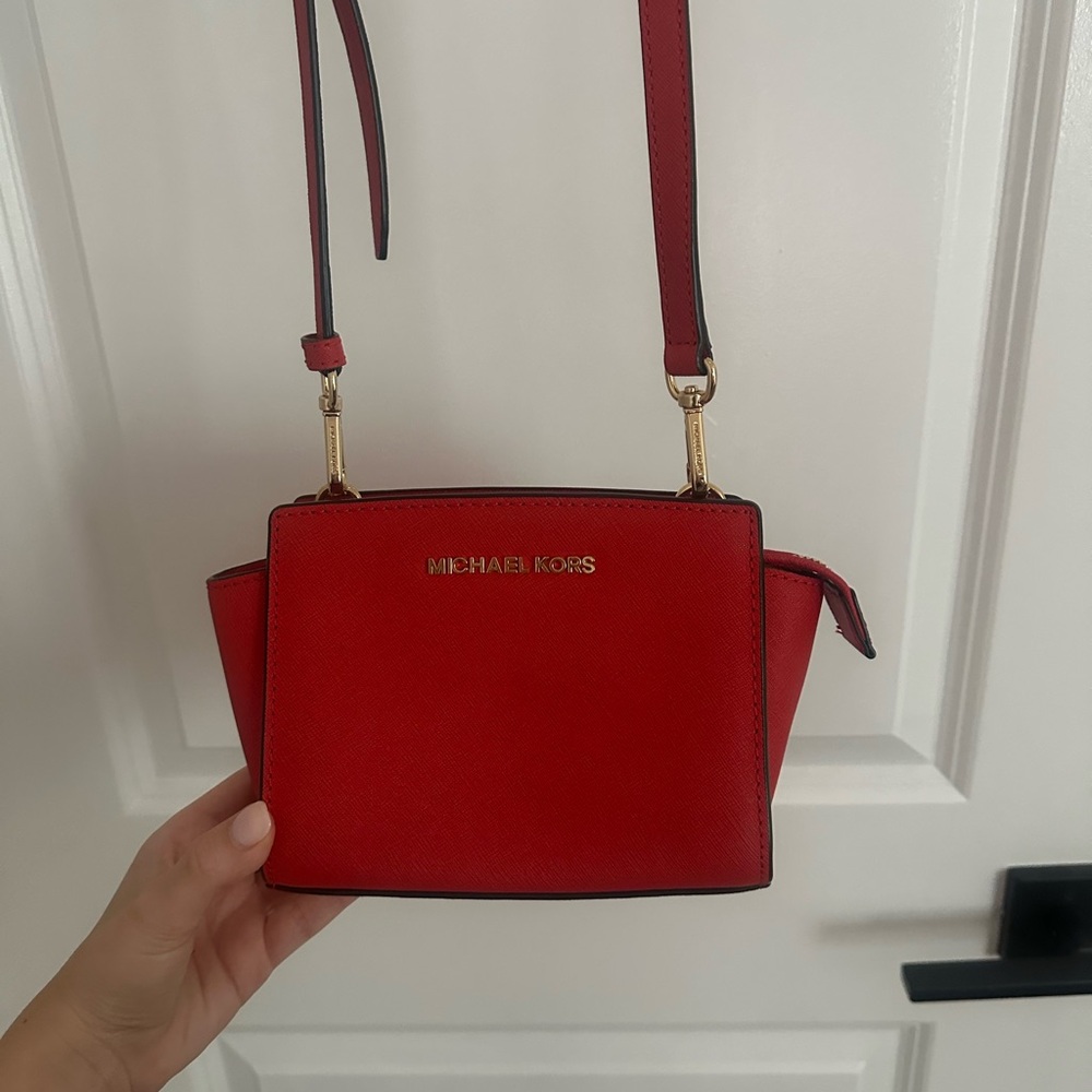 Michael Kors Scarlet Crossbody Bag